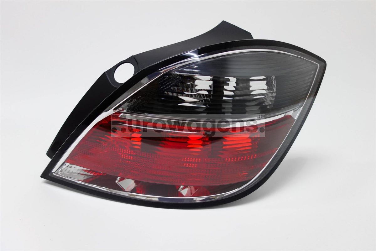Hella Right Rear Light for Vauxhall, OEM quality, OEM 1222356