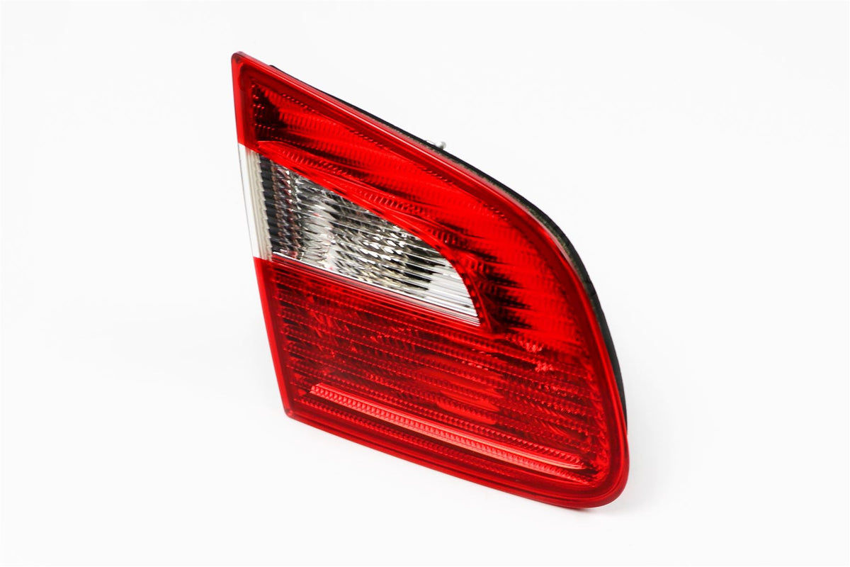 Skoda Superb Left Rear Light, Magneti Marelli OEM, OEM 3T5945107 - View 7
