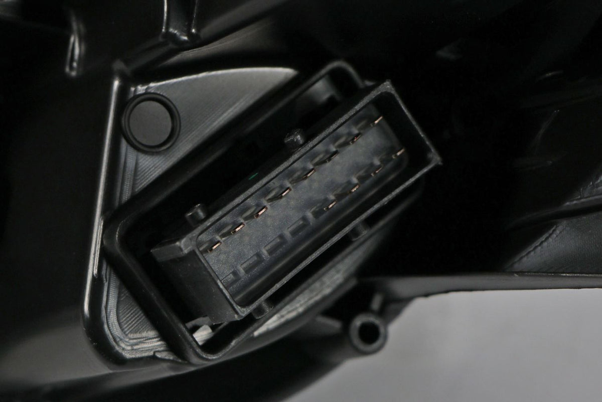 Hella Bi-Xenon LED DRL Right Headlight for Vauxhall, OEM quality, OEM 13381350 - View 6