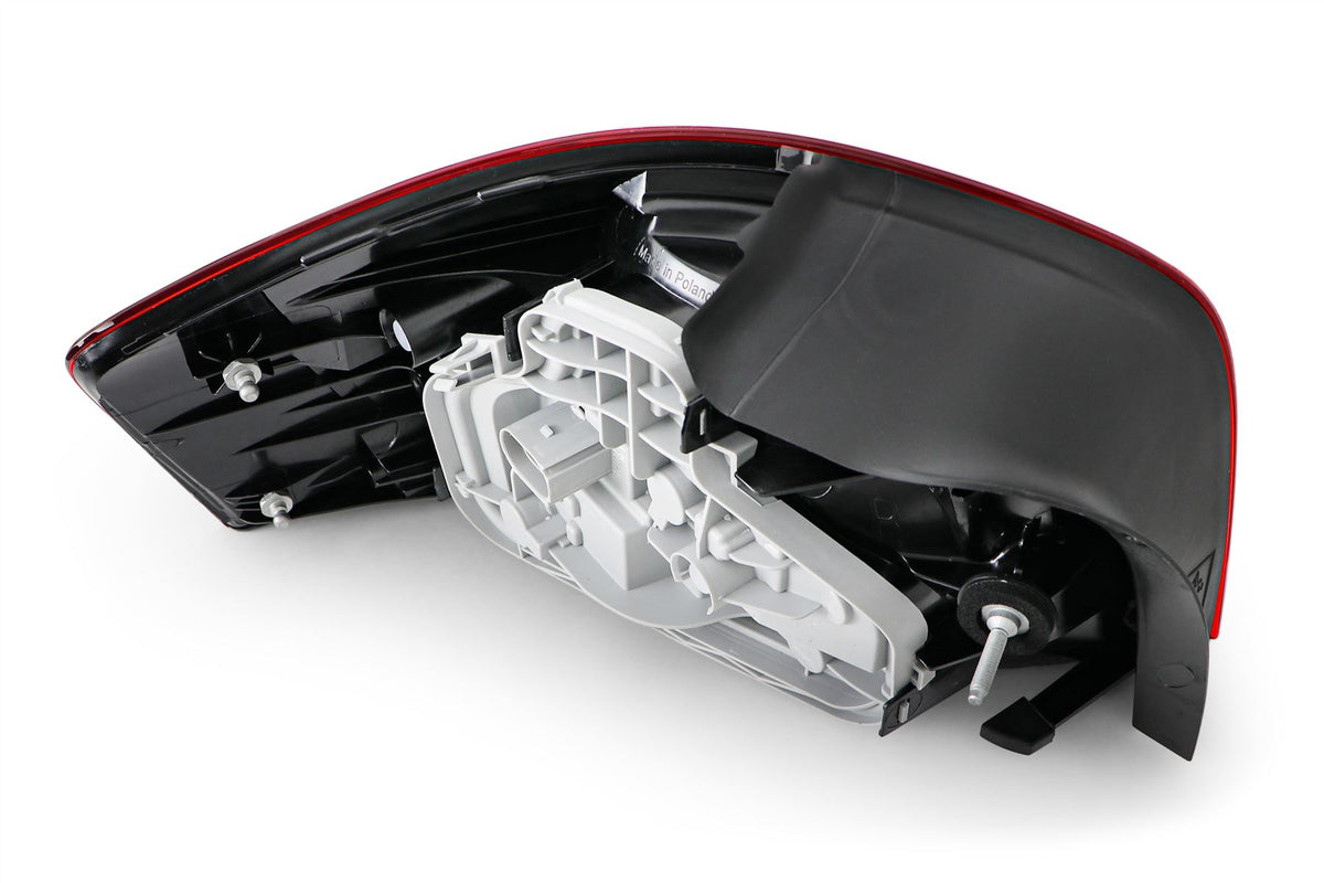 Audi A3 Right Rear Light, Magneti Marelli OEM, OEM 8P3945096C - View 9