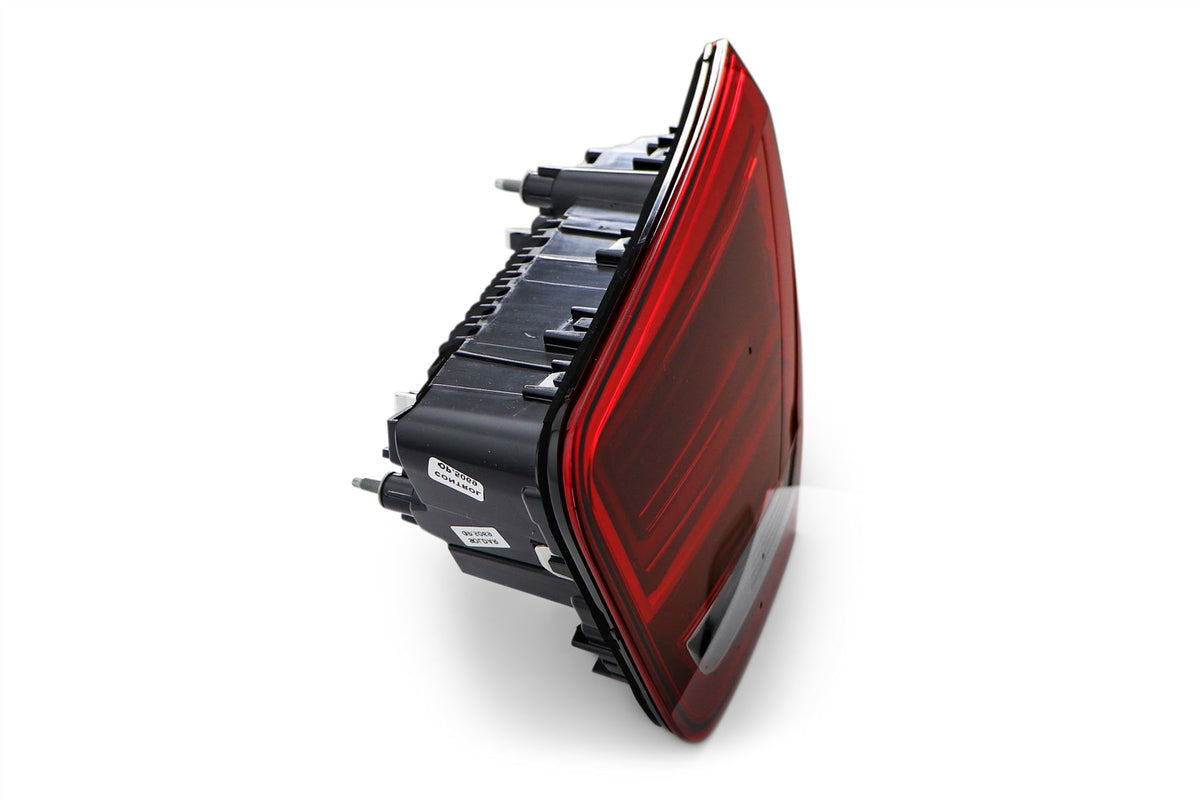 Seat Alhambra Right Rear Light, Magneti Marelli OEM, OEM 7N5945308A - View 4
