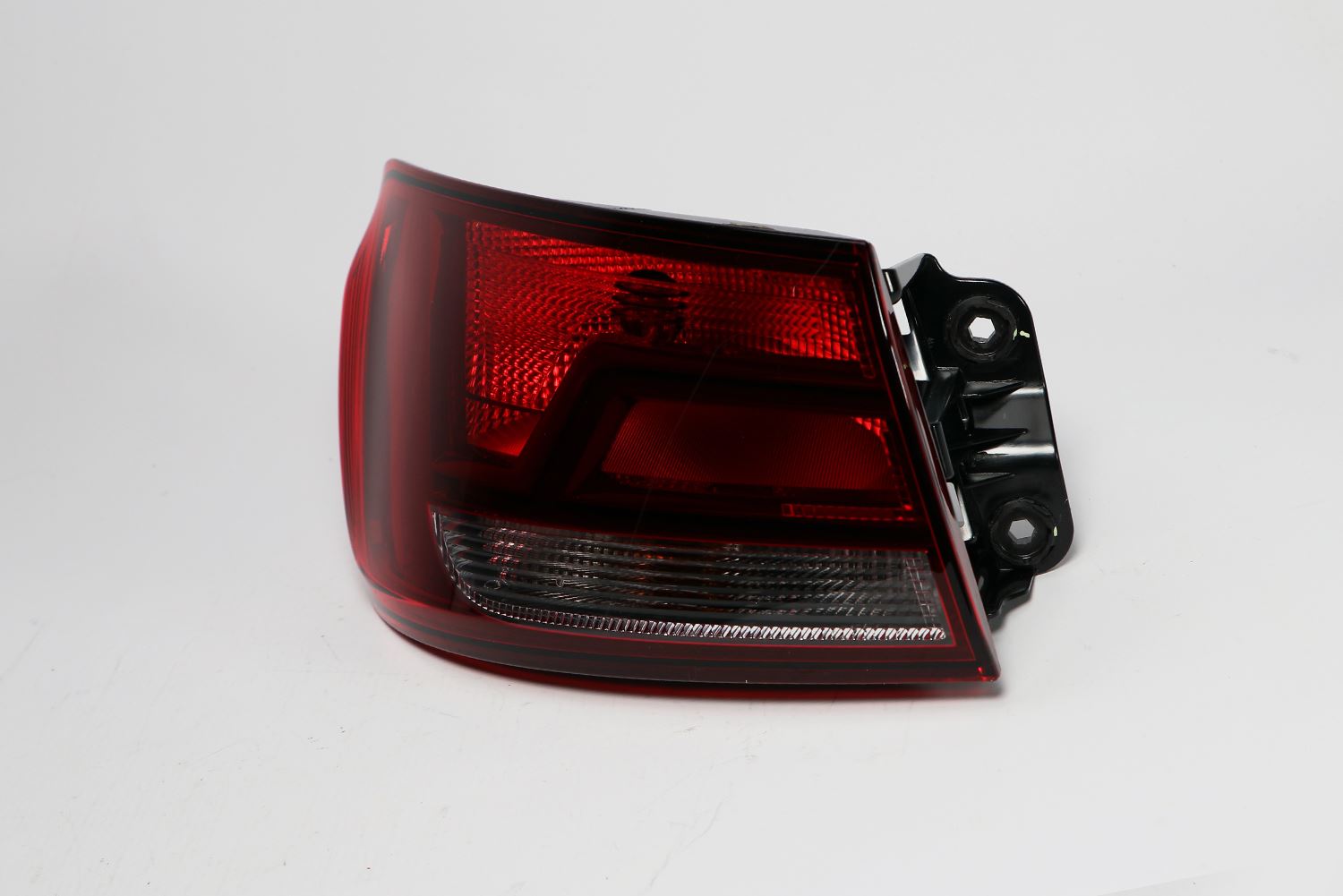 Audi A3 Saloon Left Rear Light, Magneti Marelli OEM, OEM 8V5945095 - View 5