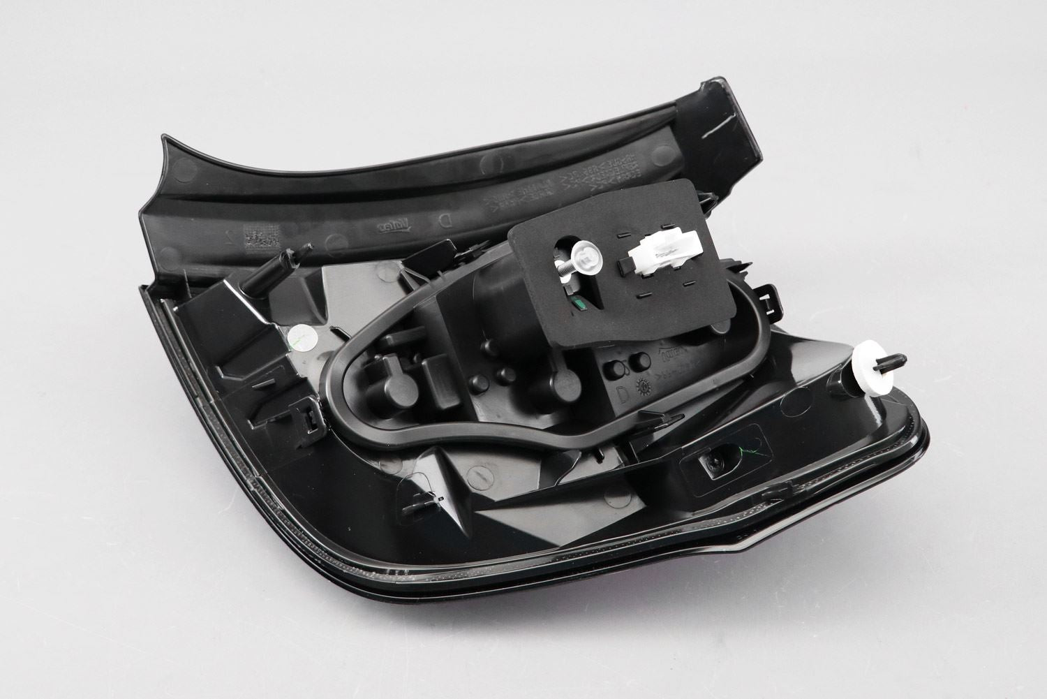 Citroen C3 Left Rear Light, Valeo OEM, OEM 6350KR - View 11
