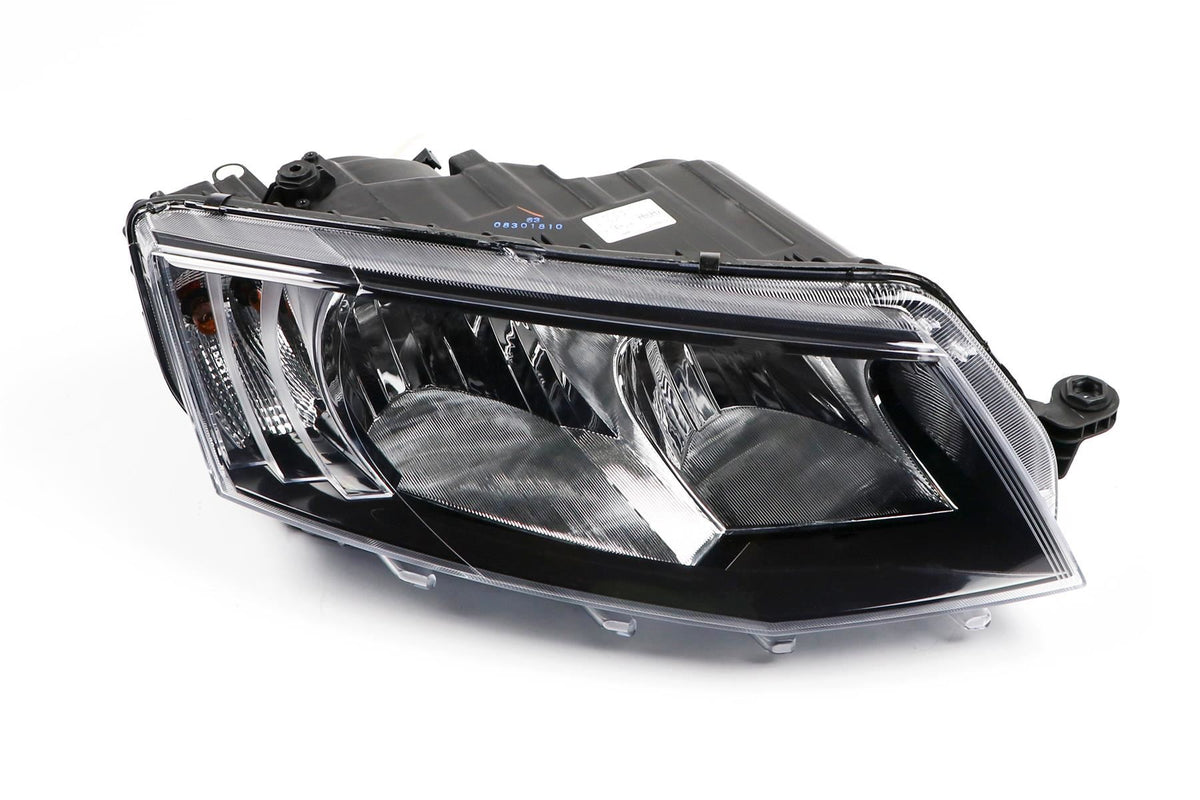 Skoda Octavia Right Headlight, Magneti Marelli OEM, OEM 5E2941016 - View 3