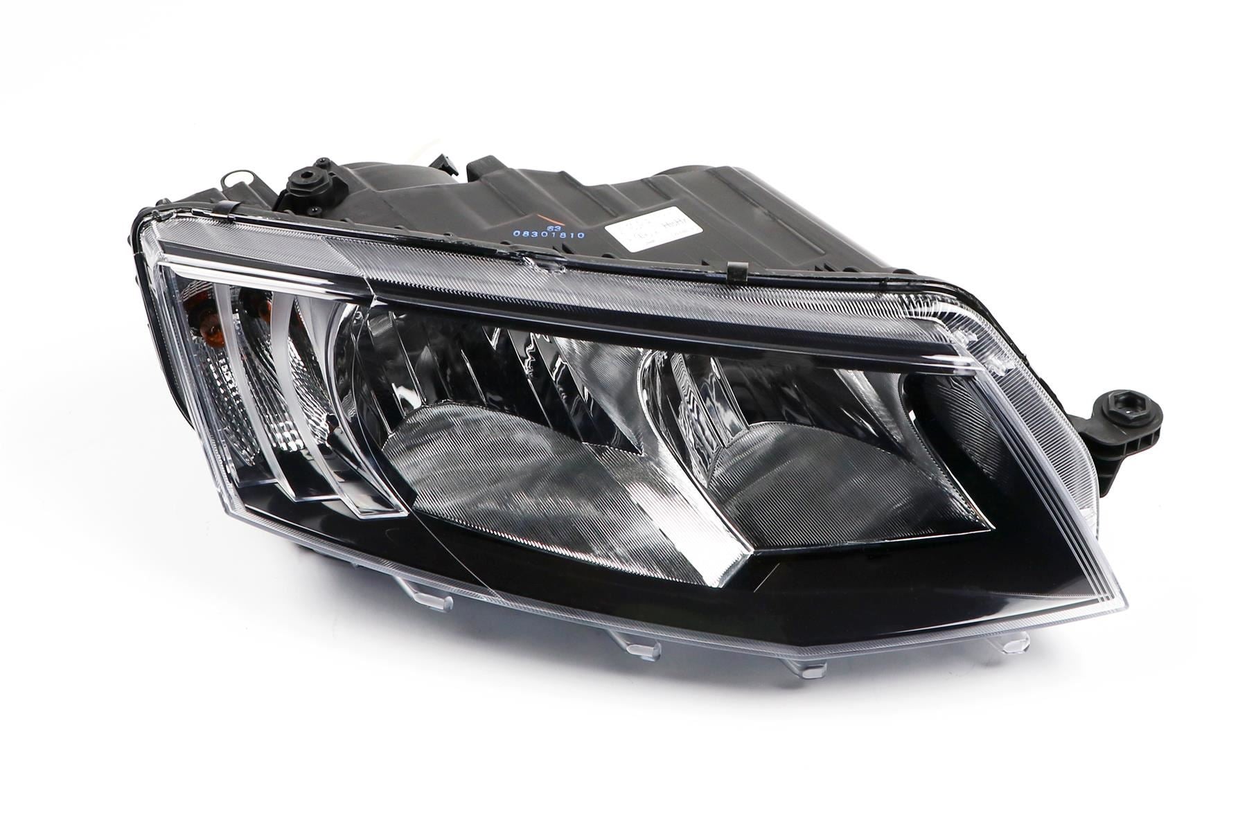 Skoda Octavia Right Headlight, Magneti Marelli OEM, OEM 5E2941016 - View 3
