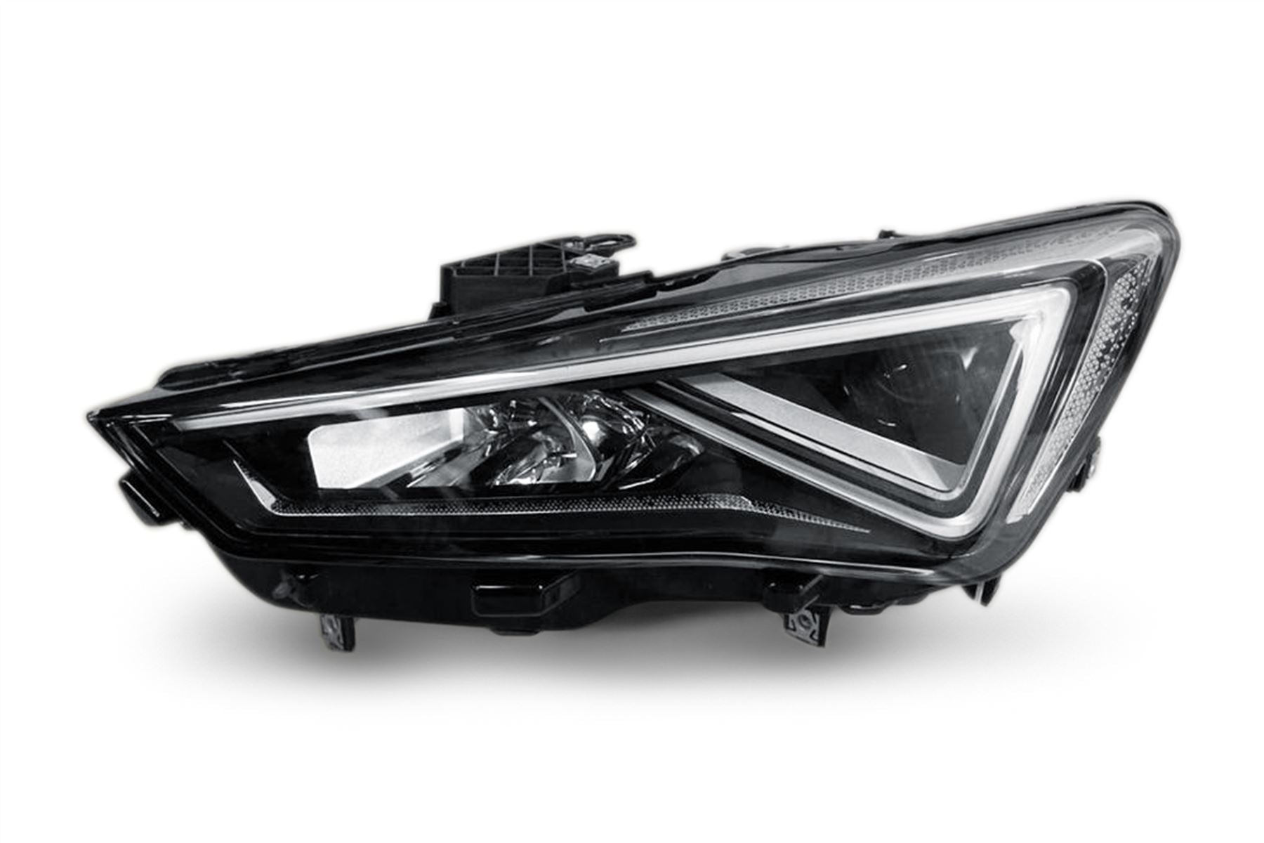 Valeo Matrix LED Left Headlight for Seat & Cupra, OEM quality, OEM 5FC941773B, MPN 451214