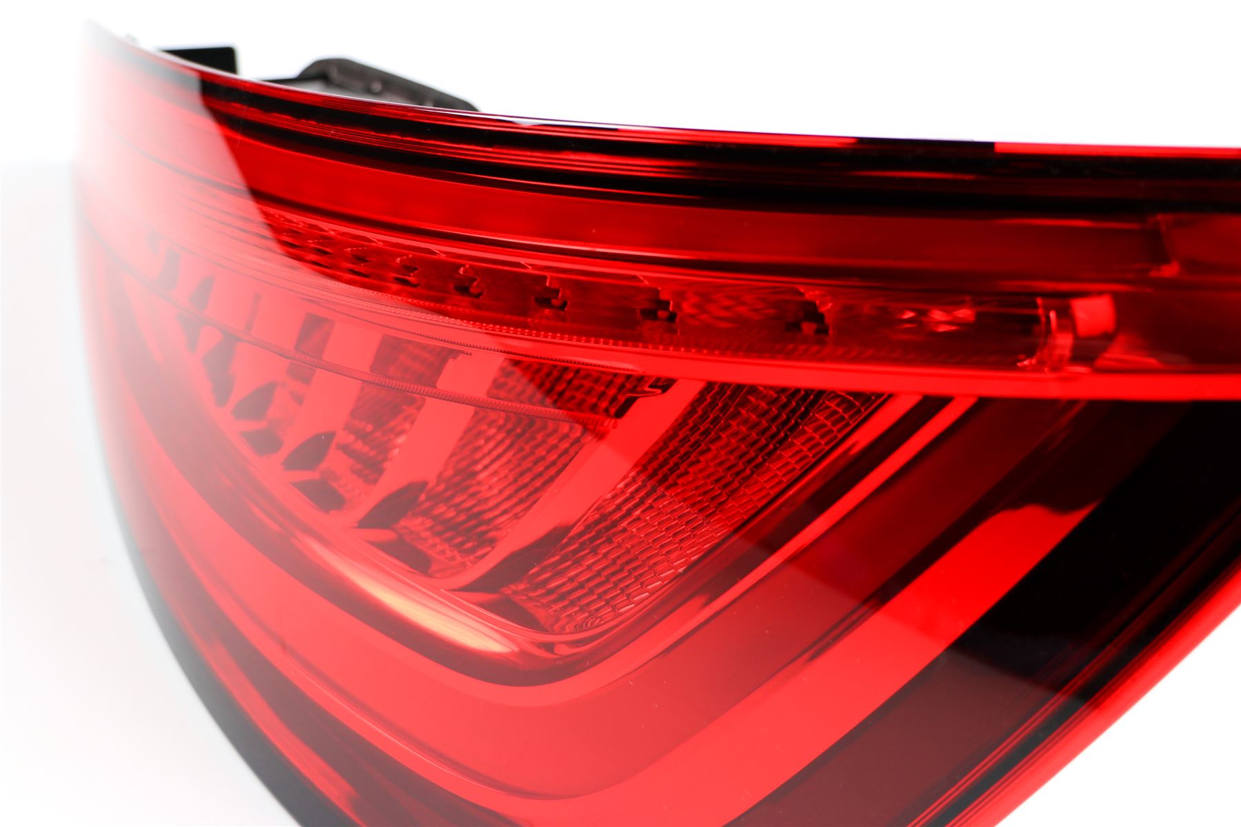 Audi Q5 Right Rear Light, Magneti Marelli OEM, OEM 8R0945094C - View 4
