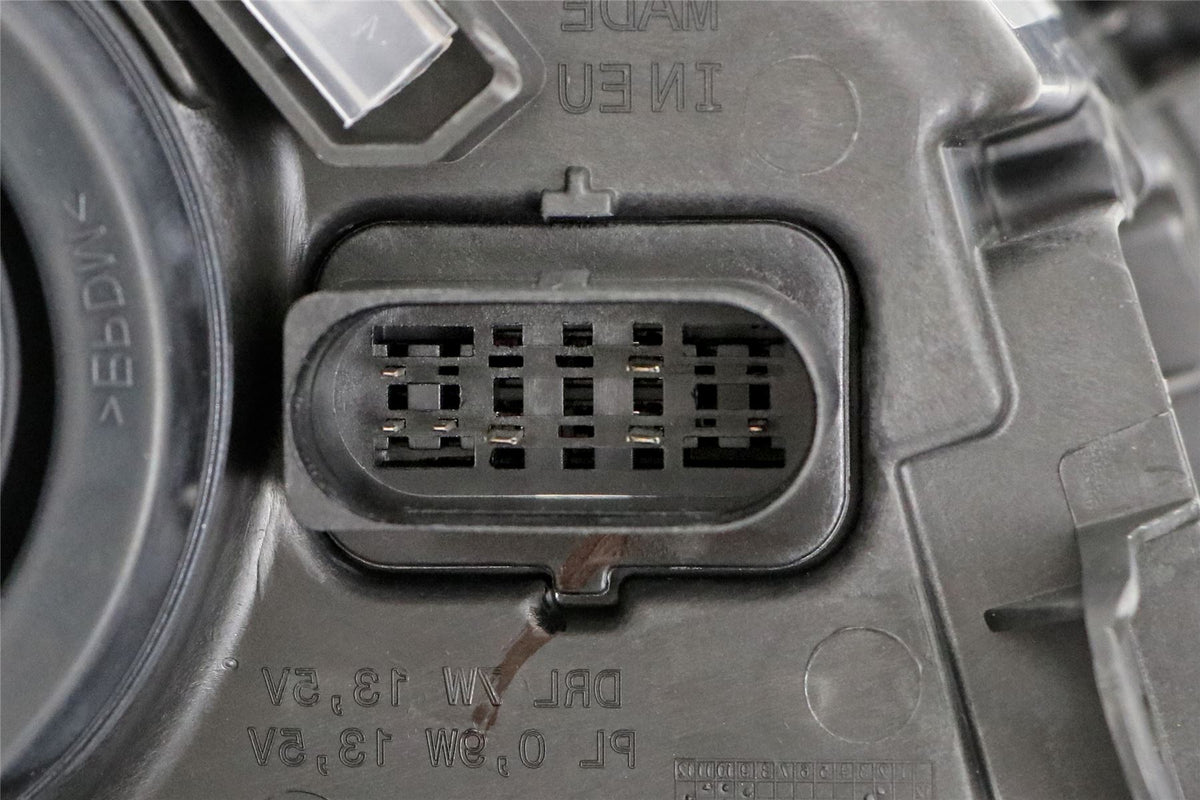 Ford Kuga Left Headlight, Valeo OEM, OEM 1808351 - View 5