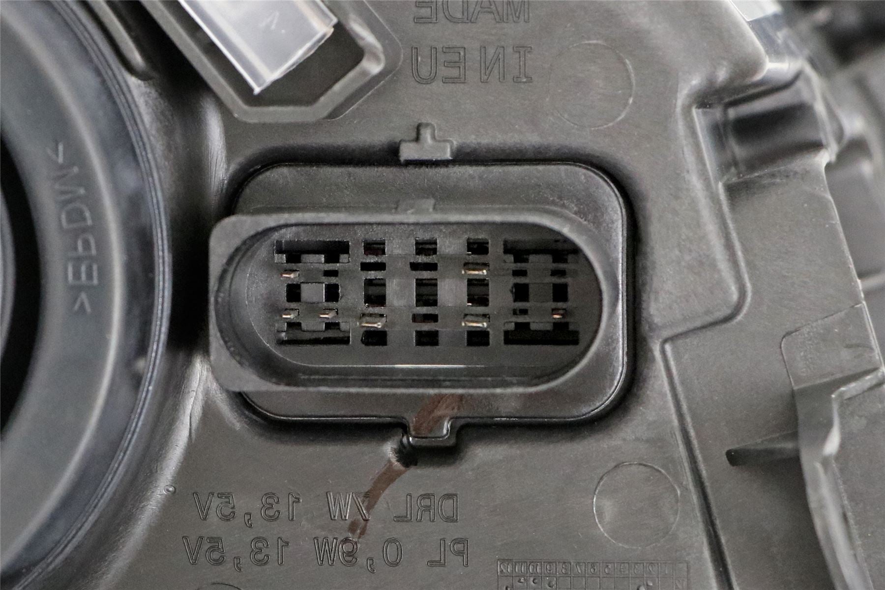 Ford Kuga Left Headlight, Valeo OEM, OEM 1808351 - View 5