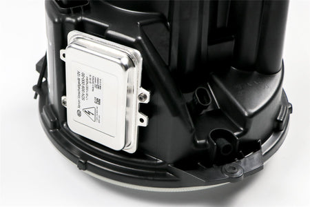 Hella Bi-Xenon Right Headlight for Mercedes-Benz, OEM quality, OEM 4638200959 - View 4