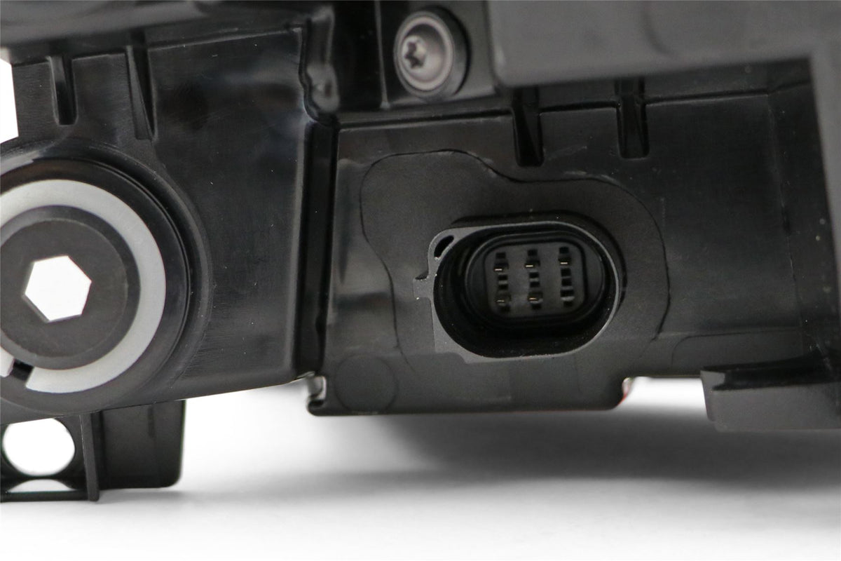 Audi Q8 Left Rear Light, Valeo OEM, OEM 81170-02K40 - View 8