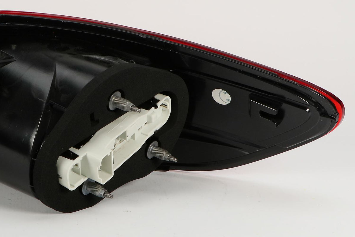 Volkswagen Passat CC Left Rear Light, Magneti Marelli OEM, OEM 3C8945095 - View 12
