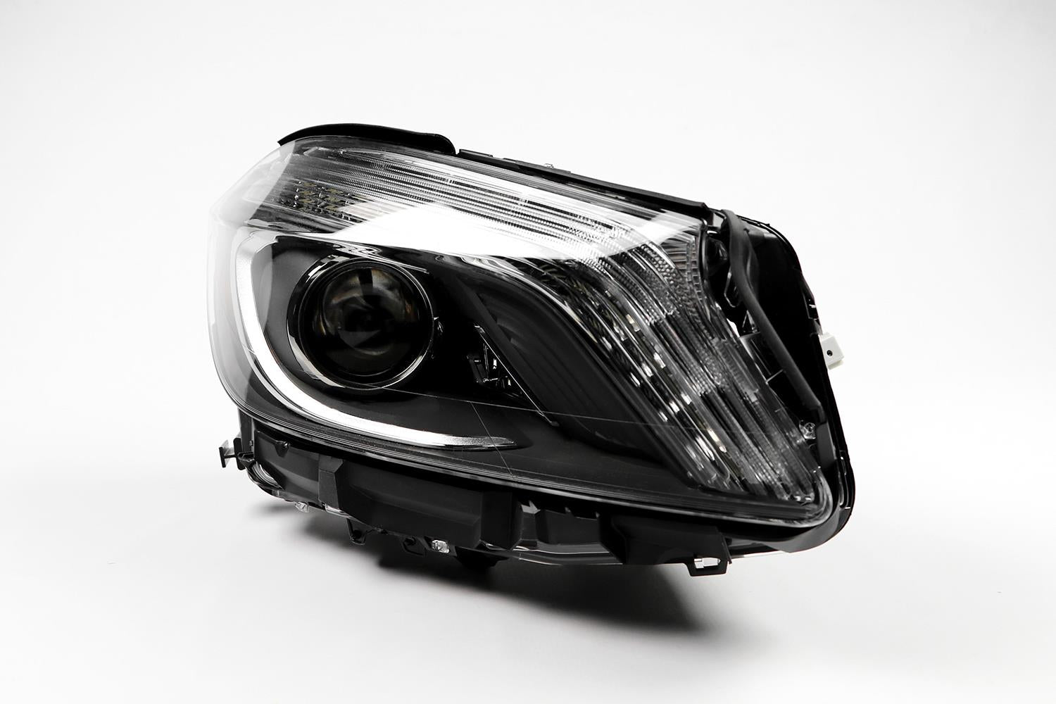 Mercedes-Benz A-Class Right Headlight, Hella OEM, OEM 1768203261 - View 9