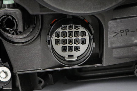 Land Rover Discovery Headlight Cover, Valeo OEM, OEM LR052384 - View 12