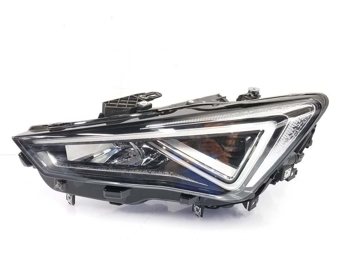 Cupra Formentor Left Headlight, Valeo OEM, MPN 451146