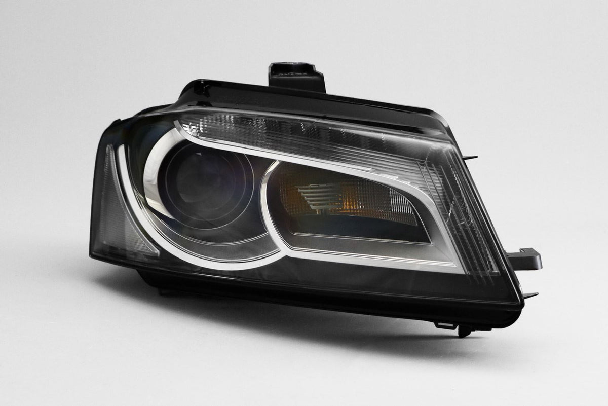Hella Bi-Xenon LED DRL Right Headlight for Audi, OEM quality, OEM 8P0941004AM, MPN 1EL 009 648-401