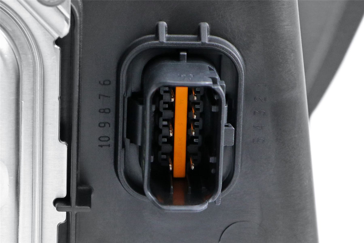Renault Trafic Left Headlight, Hella OEM, OEM 260603247R - View 12