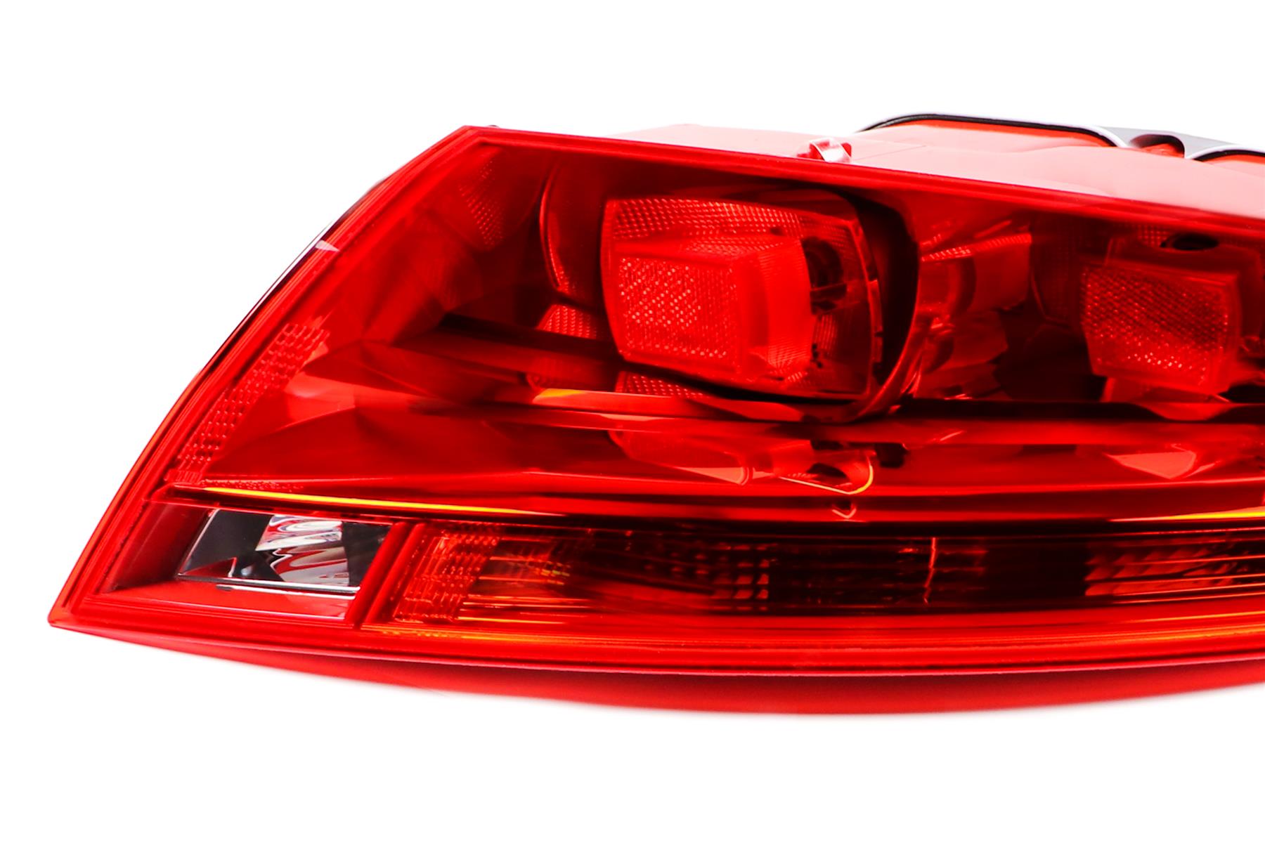 Audi TT Right Rear Light, Magneti Marelli OEM, OEM 8J0945095B - View 9