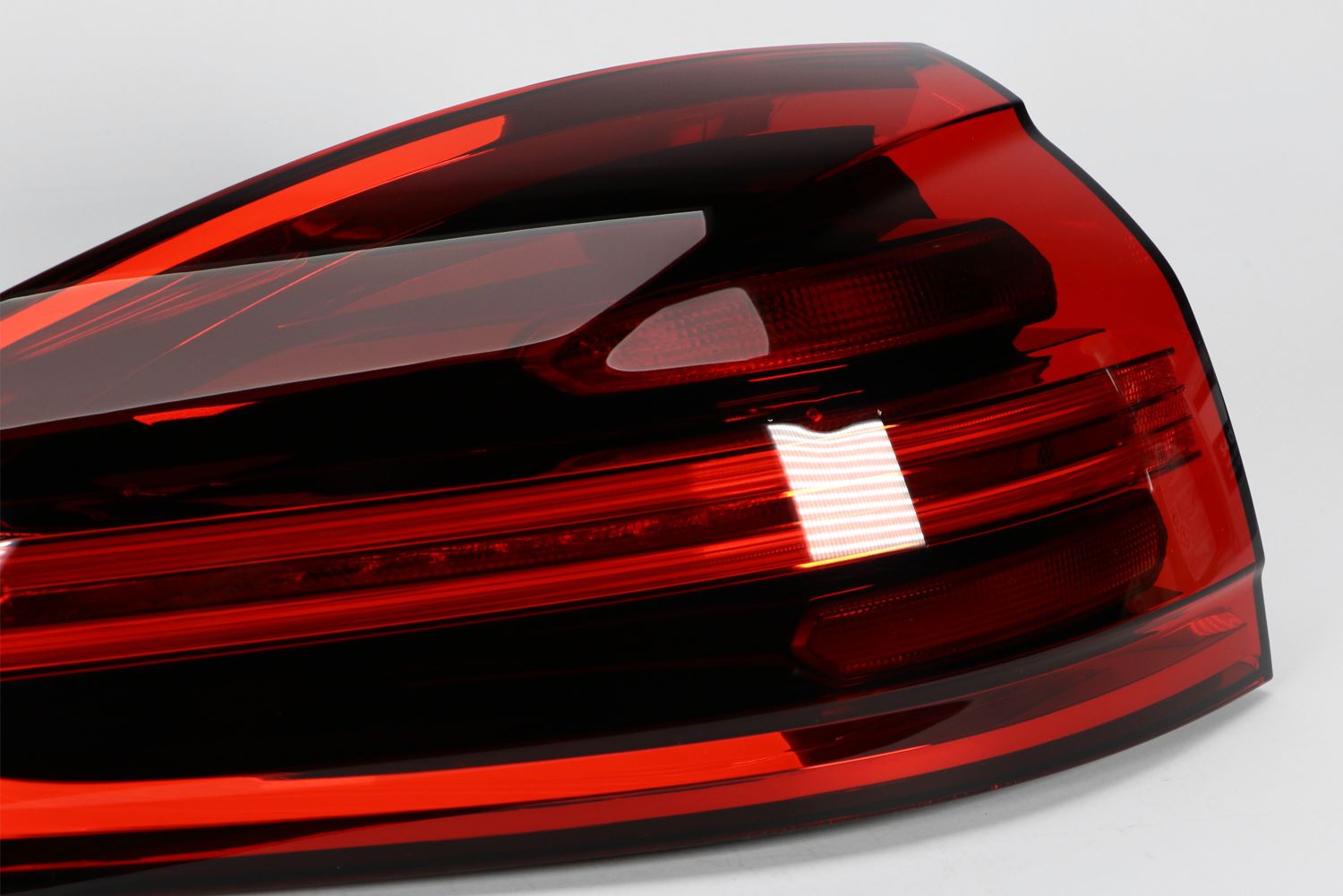 Porsche Cayenne Left Rear Light, Valeo OEM, OEM 95863106100 - View 10