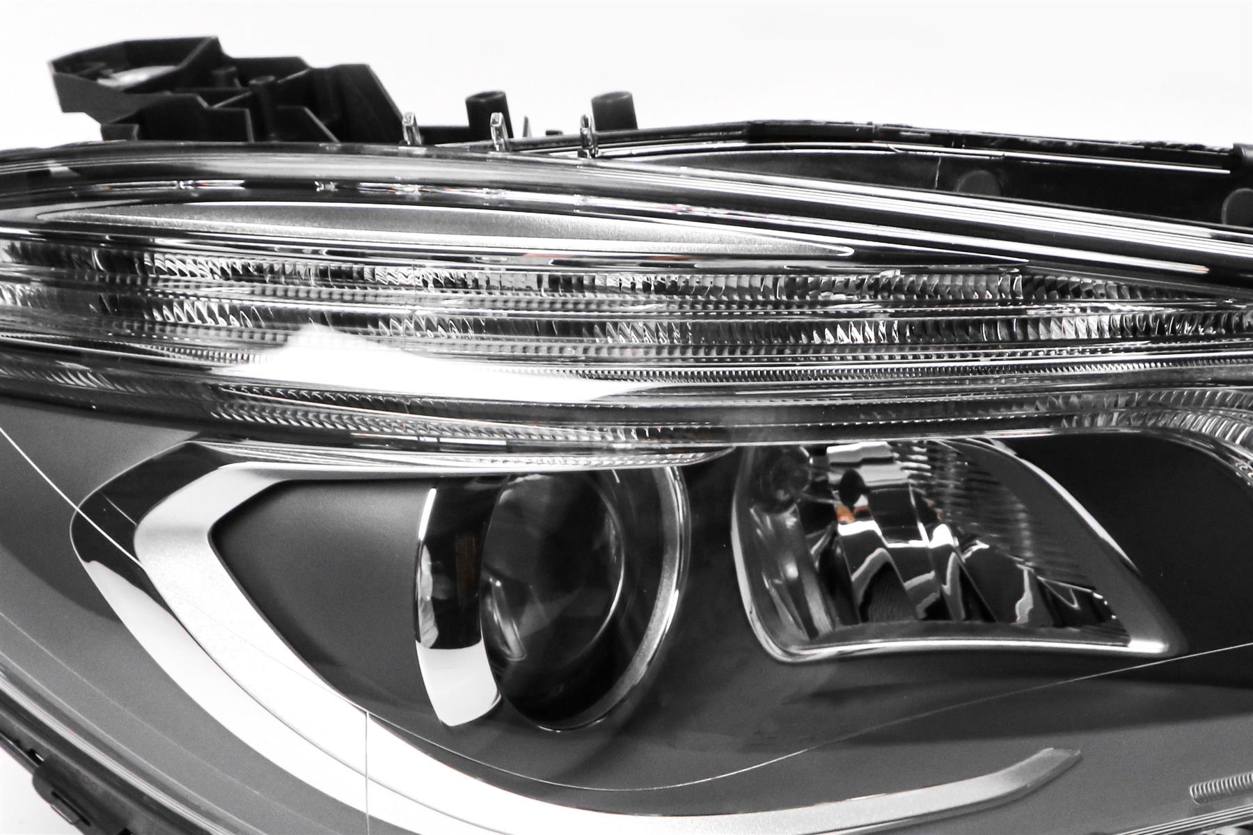 Mercedes-Benz CLA Right Headlight, Magneti Marelli OEM, OEM A1178204861 - View 4