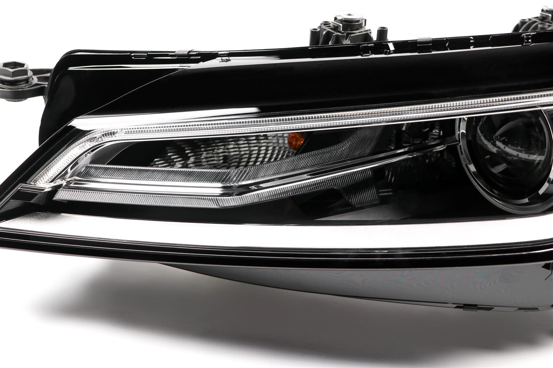 Audi TT Left Headlight, Magneti Marelli OEM, OEM 8S0941043A - View 10