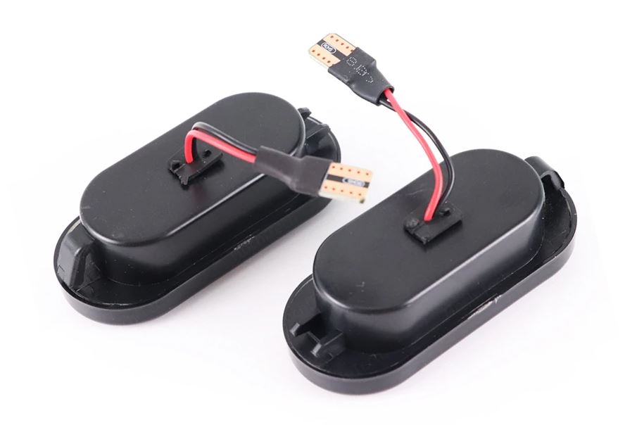 Side Indicator Set LED Dynamic - for Volkswagen, Seat & more | Eurowagens - View 2