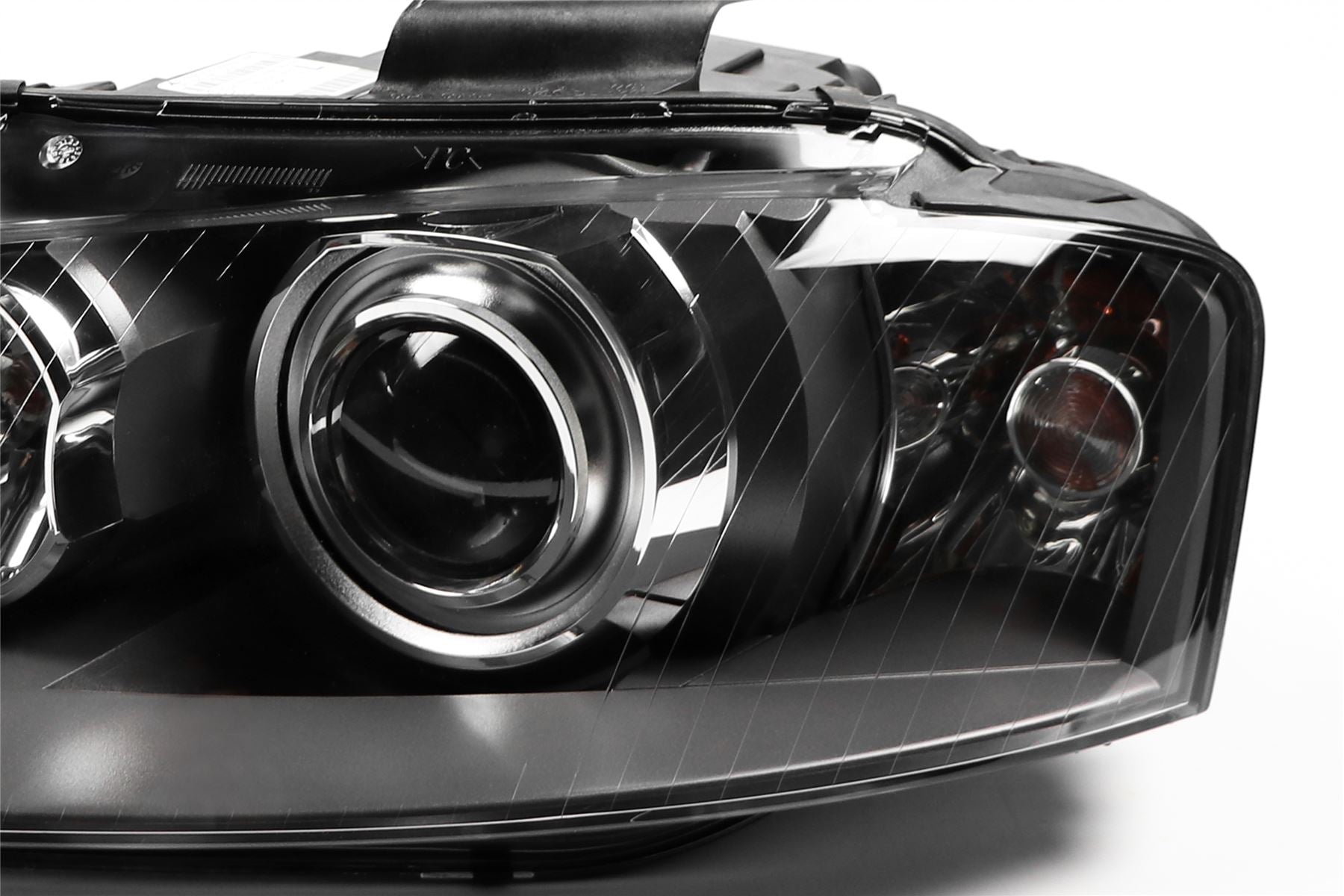 Audi A3 Right Headlight, Magneti Marelli OEM, OEM 8P0941029AB - View 11