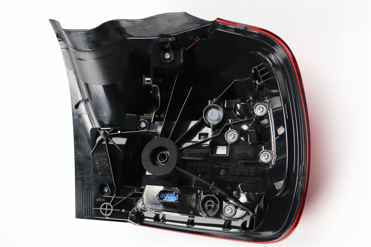Mercedes-Benz GLA Left Rear Light, Magneti Marelli OEM, OEM A1569069700 - View 5