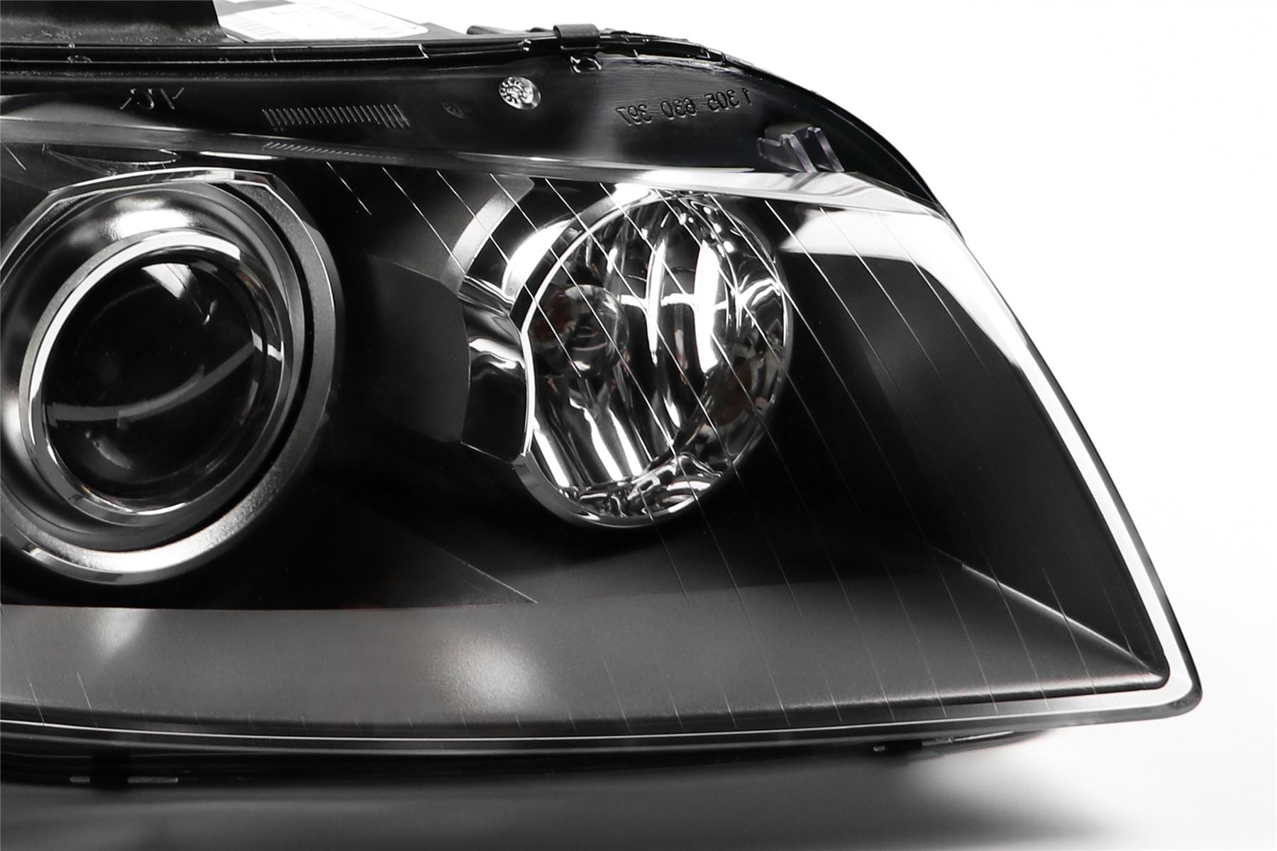 Audi A3 Right Headlight, Magneti Marelli OEM, OEM 8P0941030AB - View 2