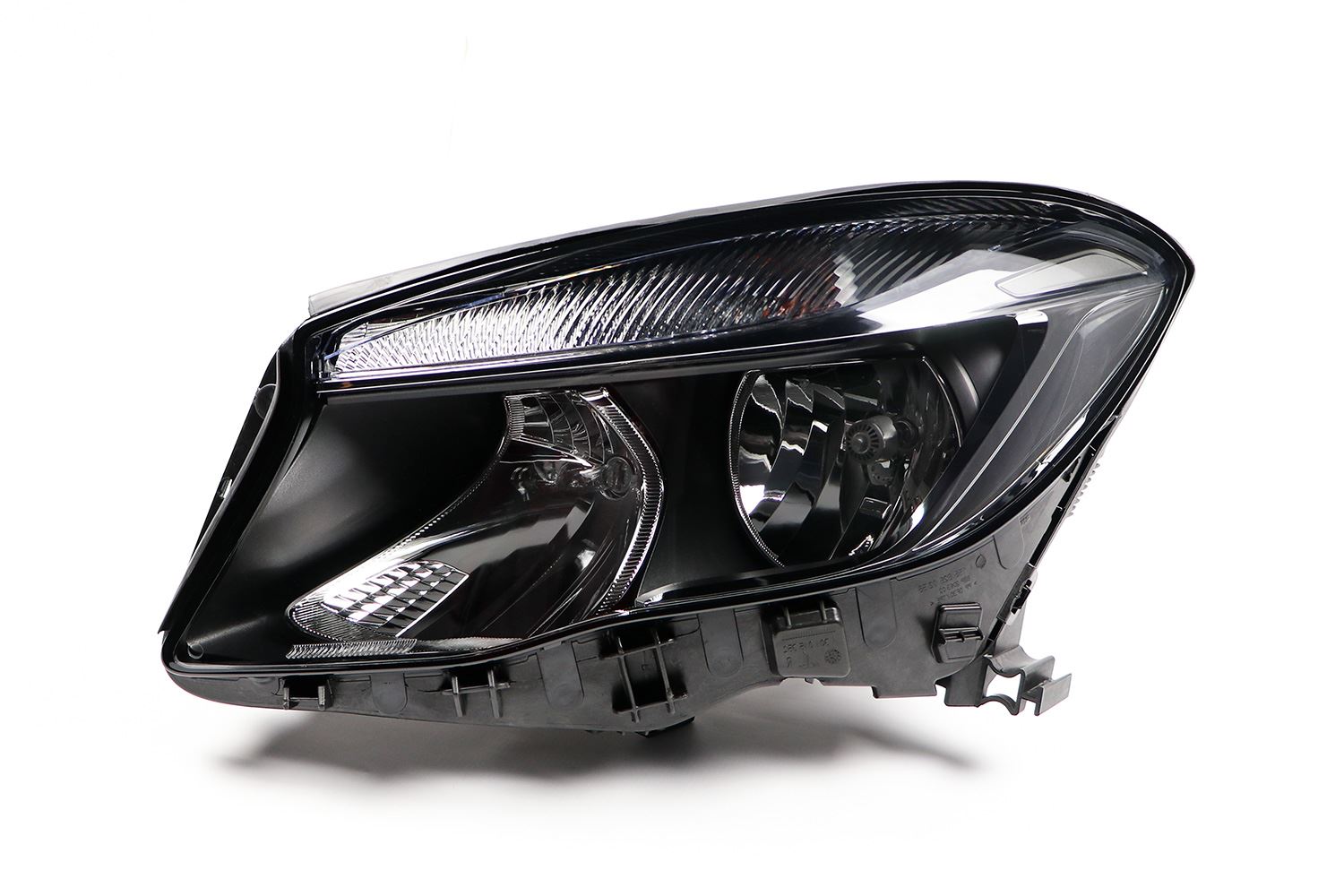 Mercedes-Benz GLA Left Headlight, Magneti Marelli OEM, OEM A1568200561, MPN MHL8682