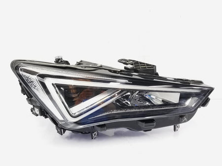 Cupra Formentor Right Headlight, Valeo OEM, OEM 5FH941774B, MPN 451147