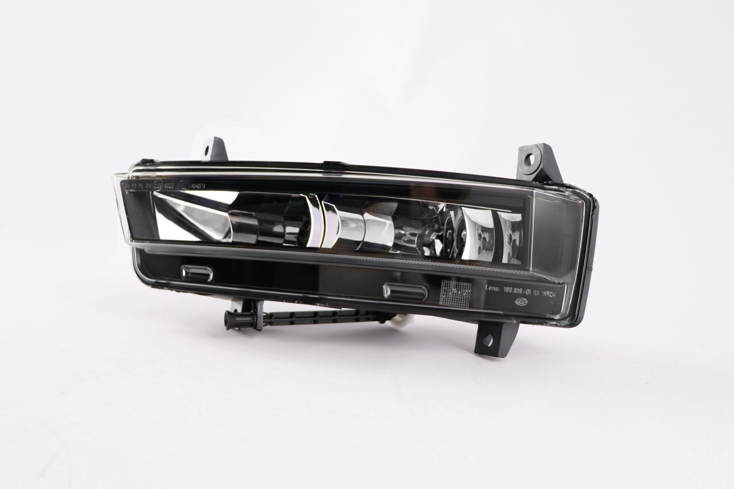 Hella Left Front Fog Light for Skoda, OEM quality, OEM 5E0941701A - View 4