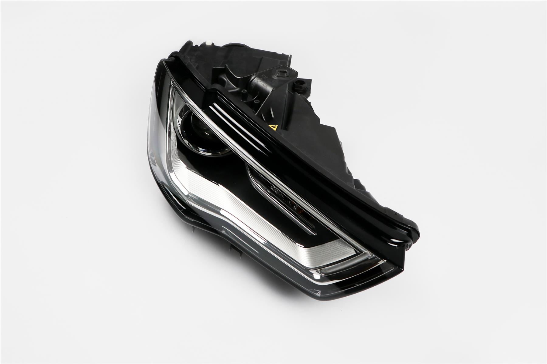 Hella Bi-Xenon AFS Right Headlight for Audi, OEM quality, OEM 8V0941754 - View 2
