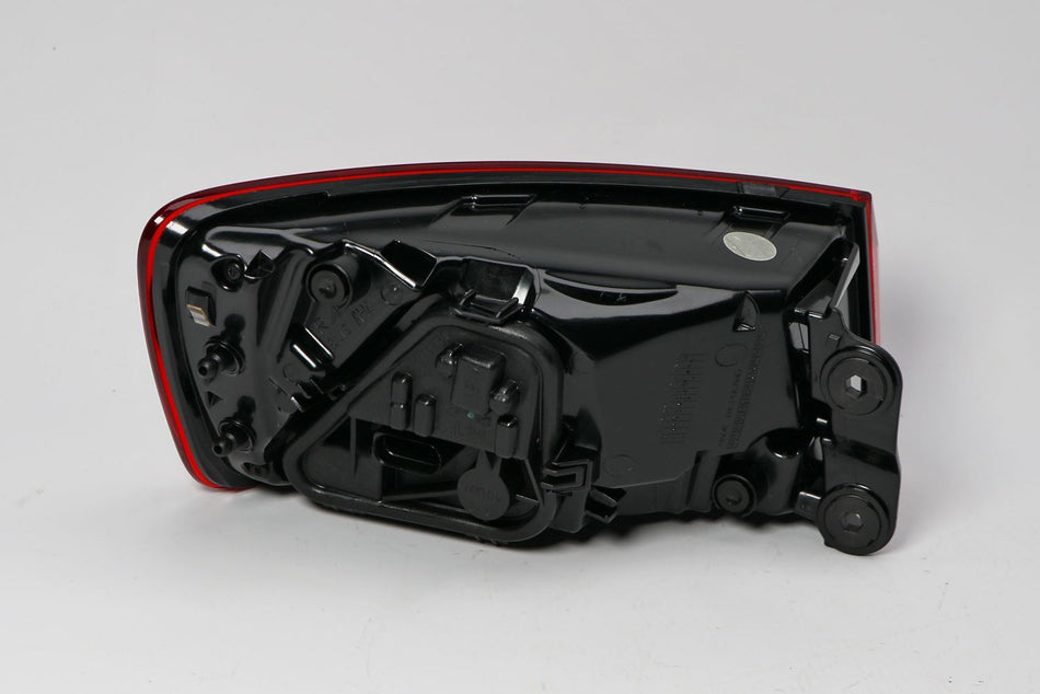 Magneti Marelli Right Rear Light for Audi, OEM quality, OEM 8V5945096 - View 2
