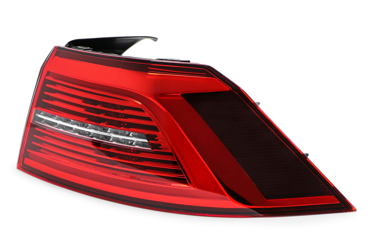 Volkswagen Passat Left Rear Light, Magneti Marelli OEM, OEM 3G5945208C - View 7