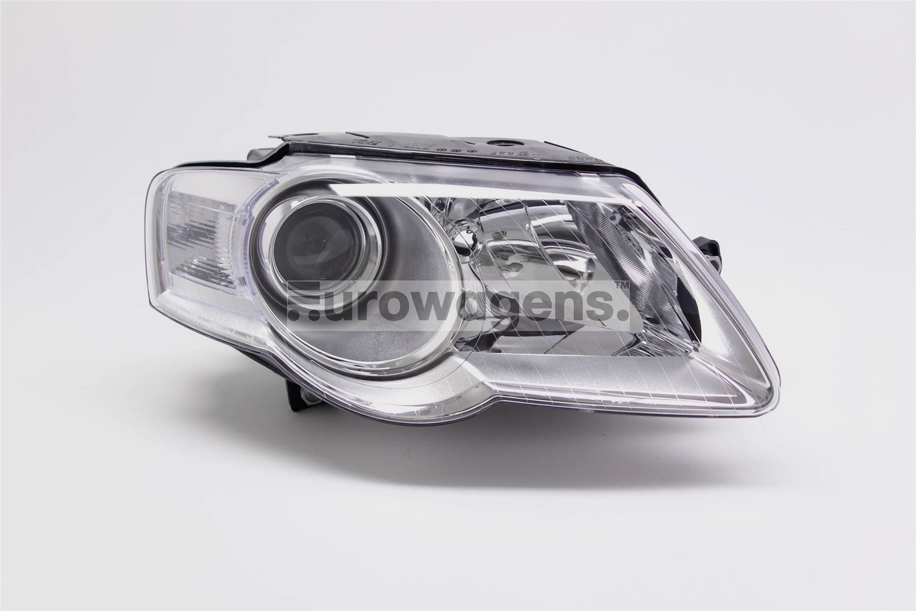 Hella Right Headlight for Volkswagen, OEM quality, OEM 3C0941006K, MPN 1LL 247 014-041