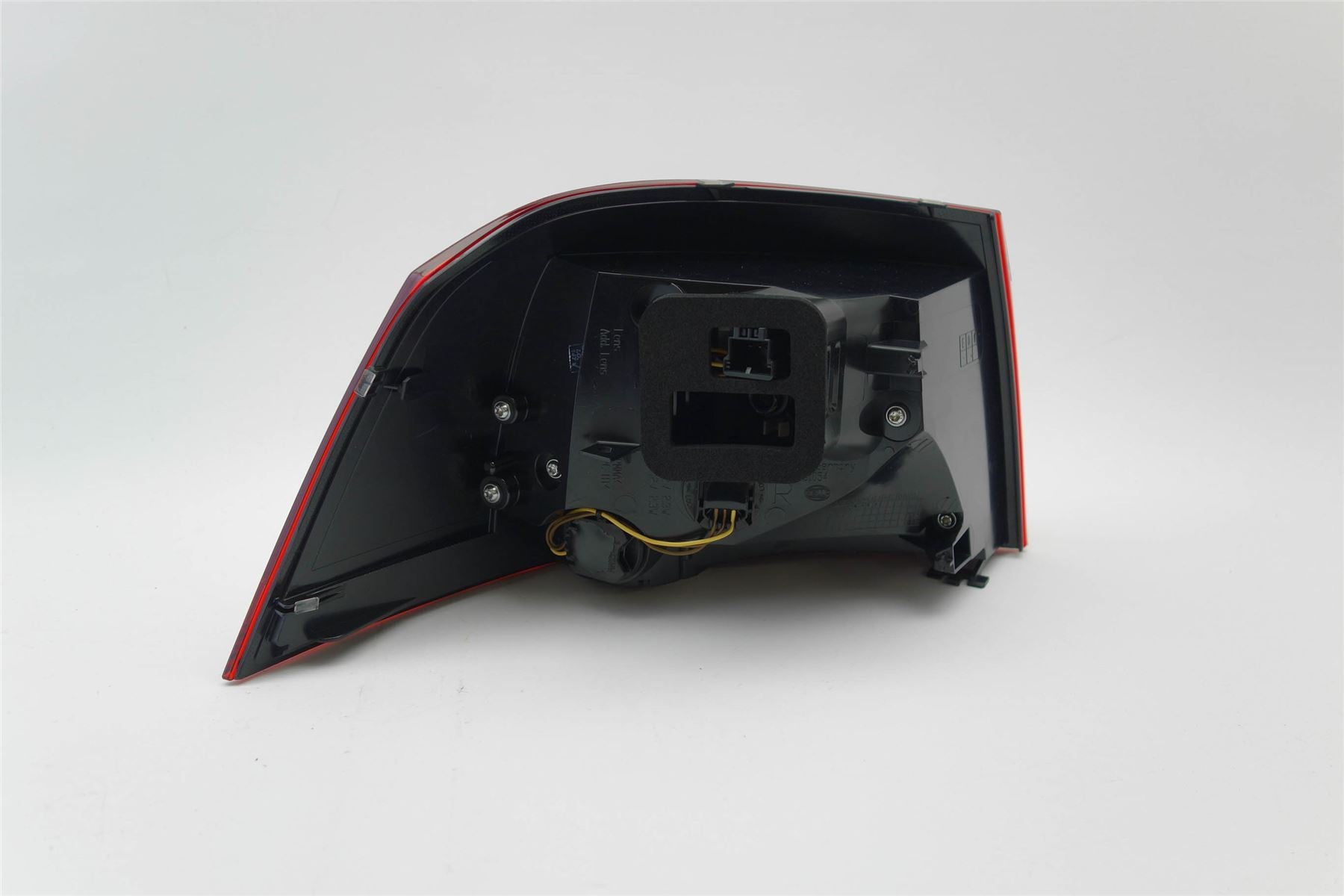 Hella LED Left Rear Light for Volkswagen, OEM quality, OEM 5K0945095L - View 3