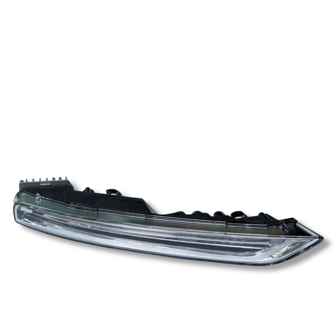 Porsche Cayenne Right Daytime Running Light, Valeo OEM, OEM 95863118100 - View 5