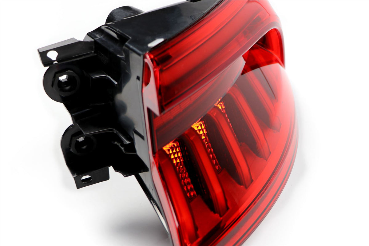 Audi Q8 Right Rear Light, Valeo OEM, OEM 81170-02K40 - View 6
