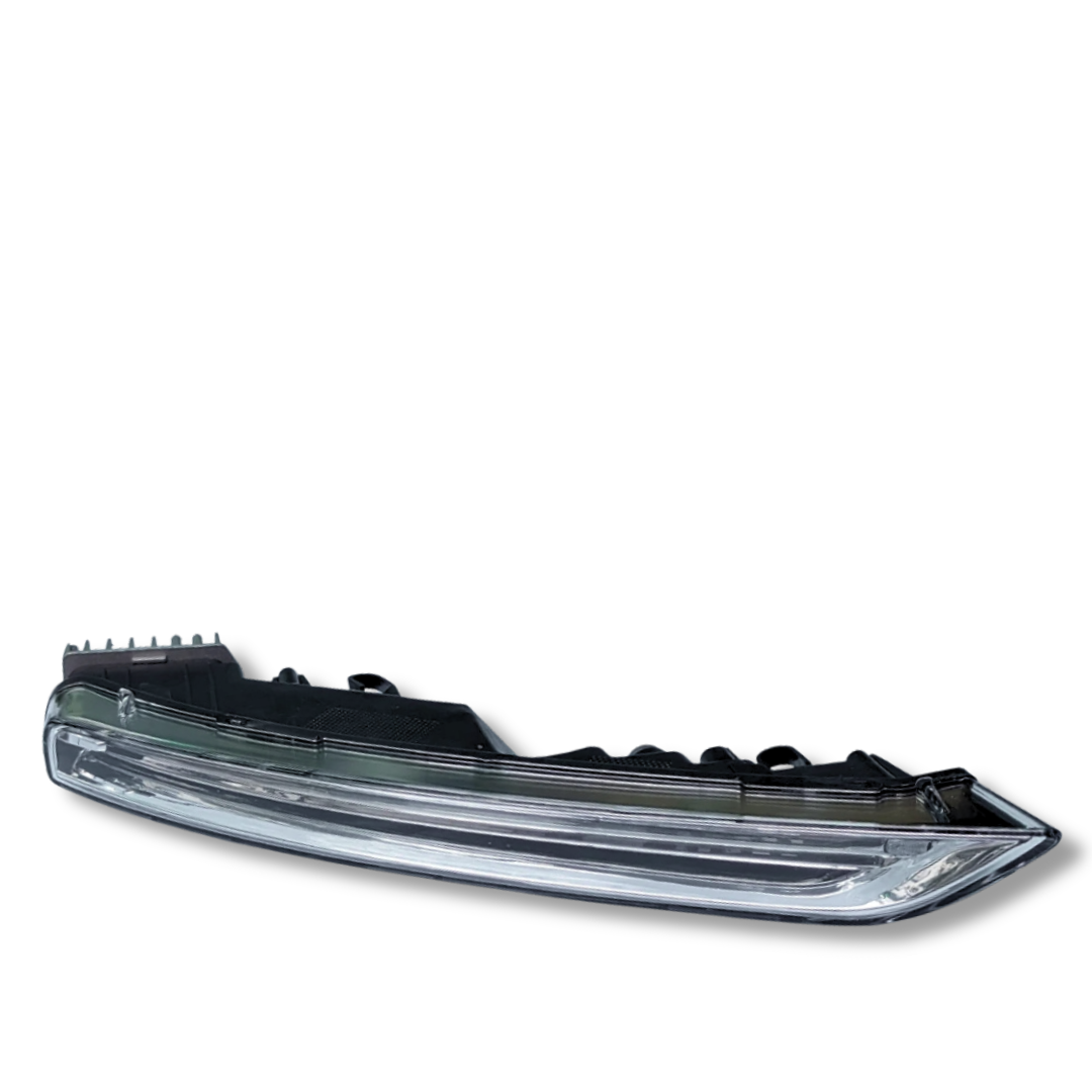 Porsche Cayenne Right Daytime Running Light, Valeo OEM, OEM 95863118100 - View 4
