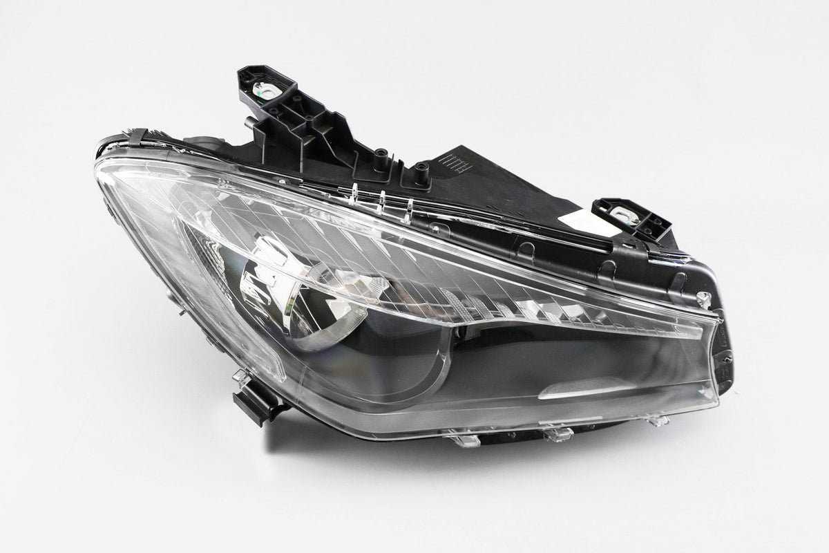 Mercedes-Benz CLA Right Headlight, Magneti Marelli OEM, OEM A1178200661 - View 4