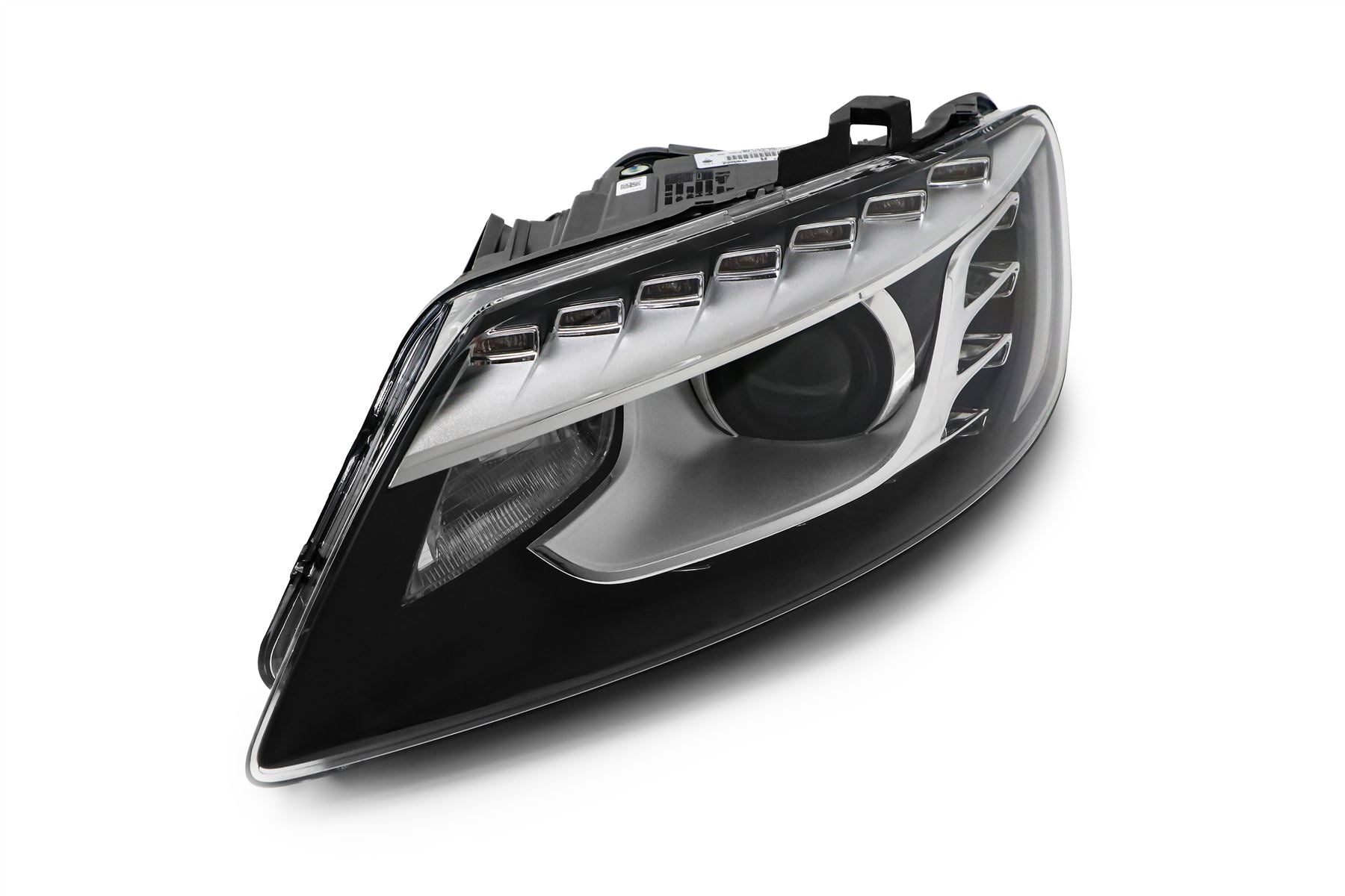 Audi Q7 Left Headlight, Valeo OEM, OEM 4L0941029AG - View 2
