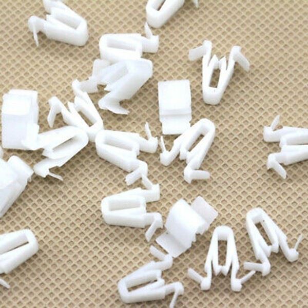 Retainer Clip Fastener - for Toyota - OEM 6777158010 | Eurowagens - View 2
