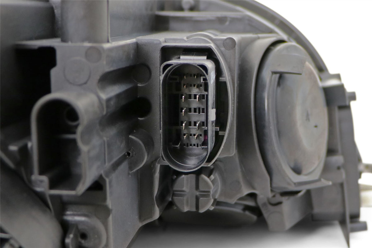 Audi TT Left Headlight, Magneti Marelli OEM, OEM 8J0941029E - View 8