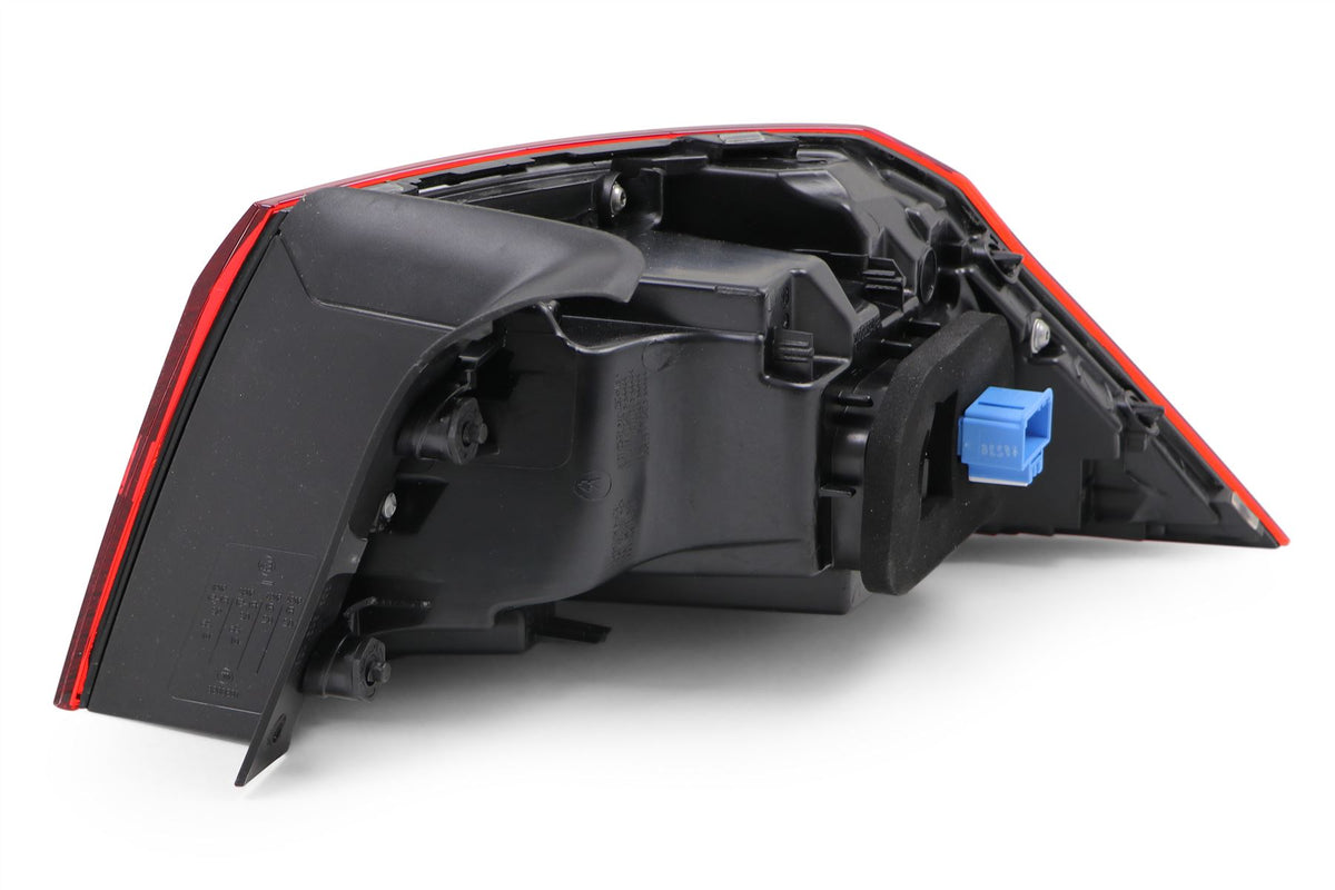 Volkswagen Passat Right Rear Light, Magneti Marelli OEM, OEM 3G5945207C - View 5