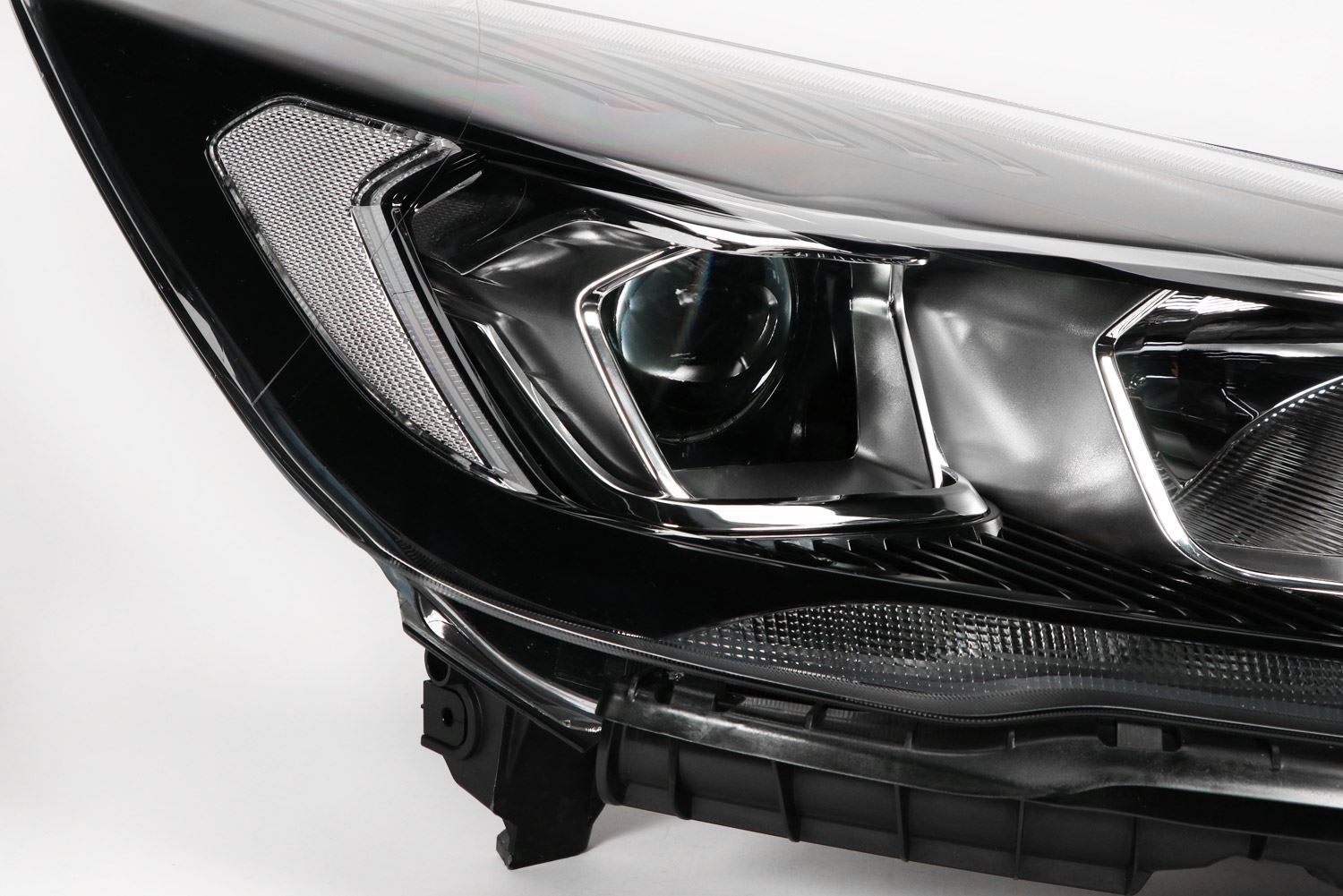 Ford Kuga Right Headlight, Valeo OEM, OEM GV4113W029BG - View 3