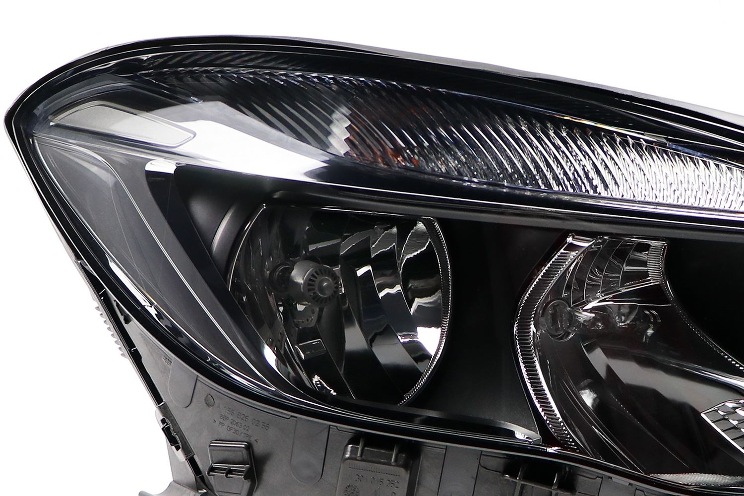 Mercedes-Benz GLA Right Headlight, Magneti Marelli OEM, OEM A1568200661 - View 12