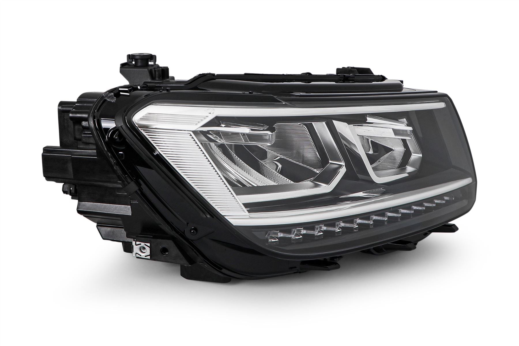 Volkswagen Tiguan Right Headlight, Magneti Marelli OEM, OEM 5NC941774B - View 10