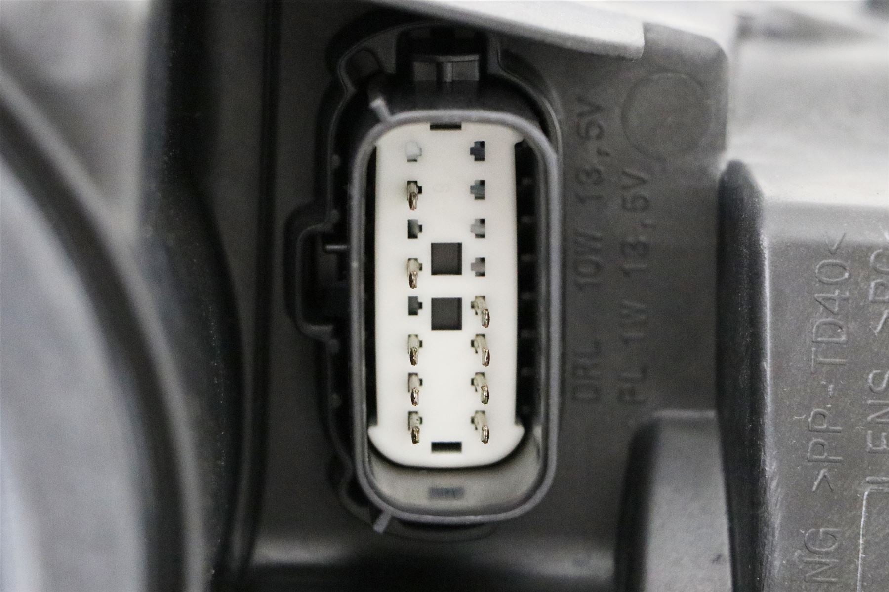 Ford Kuga Left Headlight, Valeo OEM, OEM GV4113W030DG - View 2
