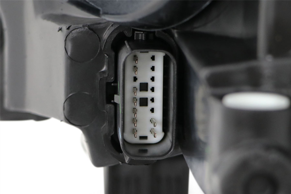 Hella LED DRL Right Headlight for Ford, OEM quality, OEM 1796345 - View 4